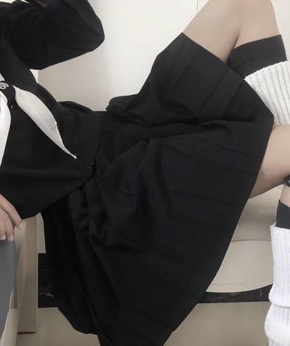 我是限制文的女配by君子生