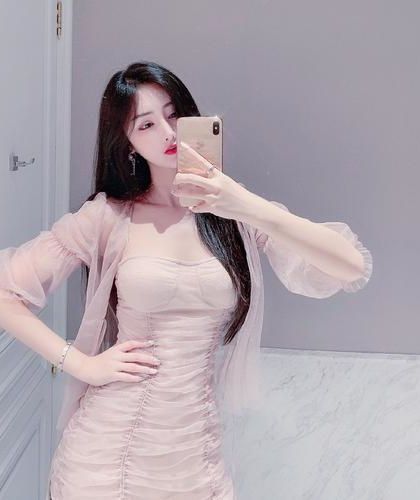 背景板心声泄露后成为了中心焦点（又名祁我星声